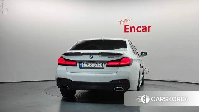 BMW 5 Series (G30) id 5017622 из Кореи 28
