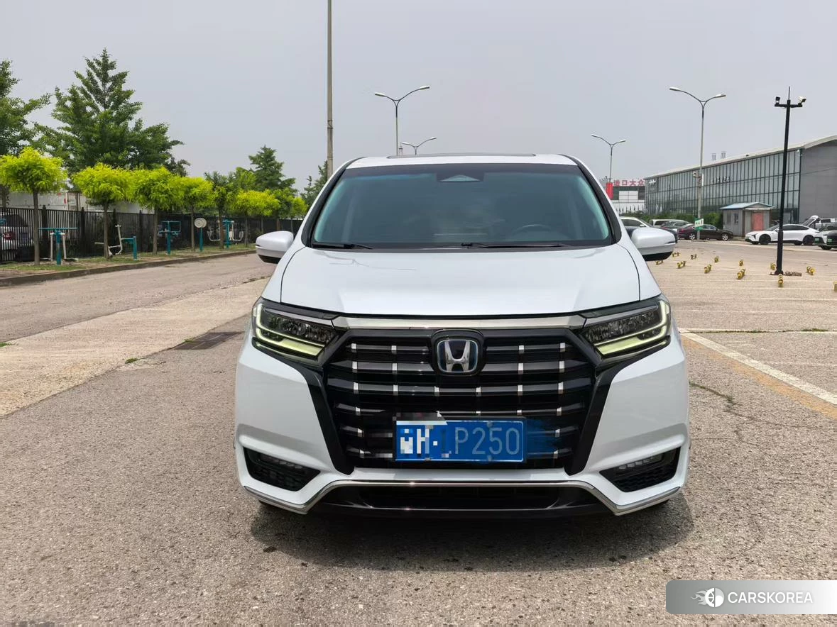 Honda Elysion 2023 Белый из Китая, фото 6