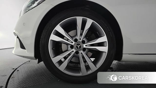 Mercedes-Benz C-Class W205 id 4992610 из Кореи 28