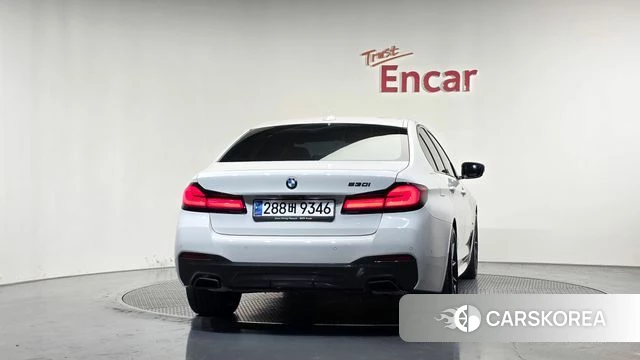 BMW 5 Series (G30) id 5016652 из Кореи 27