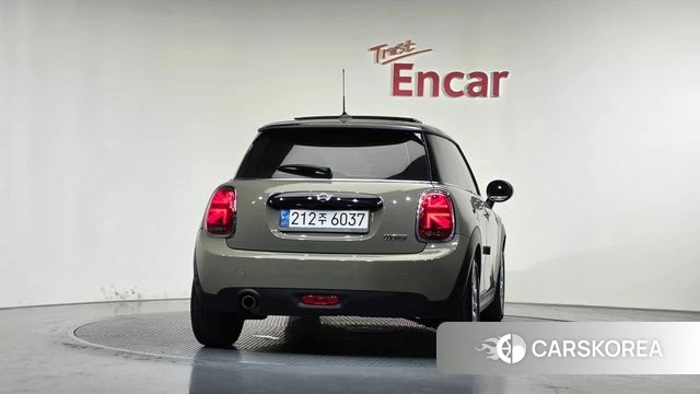Mini Cooper id 5035908 из Кореи 24
