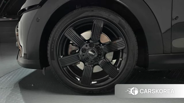 Mini Cooper S Convertible id 4965385 из Кореи 32