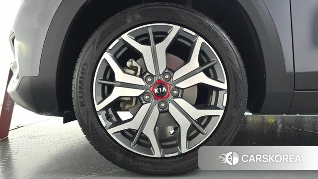Kia Seltos id 4982457 из Кореи 29