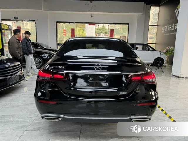 Mercedes-Benz E-Class 2022 Черный из Китая, фото 4
