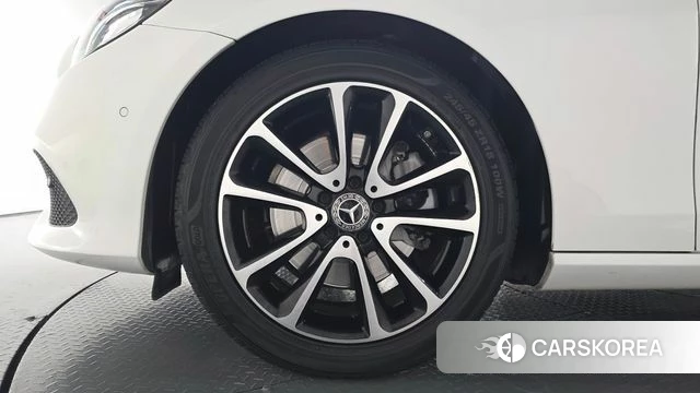 Mercedes-Benz E-Class W213 id 4998098 из Кореи 31