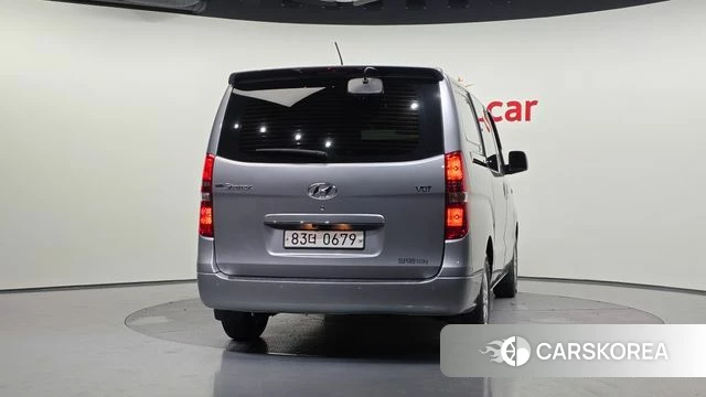 Hyundai The New Grand Starex id 4525101 из Кореи 28