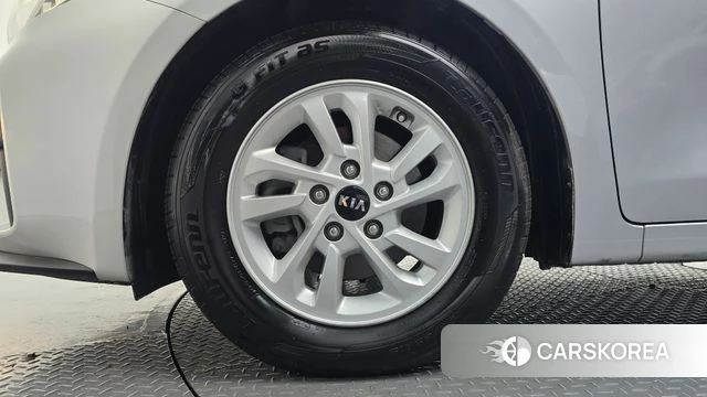 Kia Come New K3 id 4856305 из Кореи 25