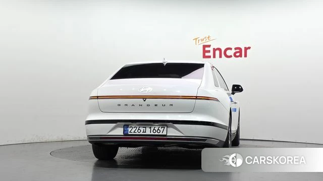 Hyundai Grandeur Hybrid (GN7) id 4985881 из Кореи 24