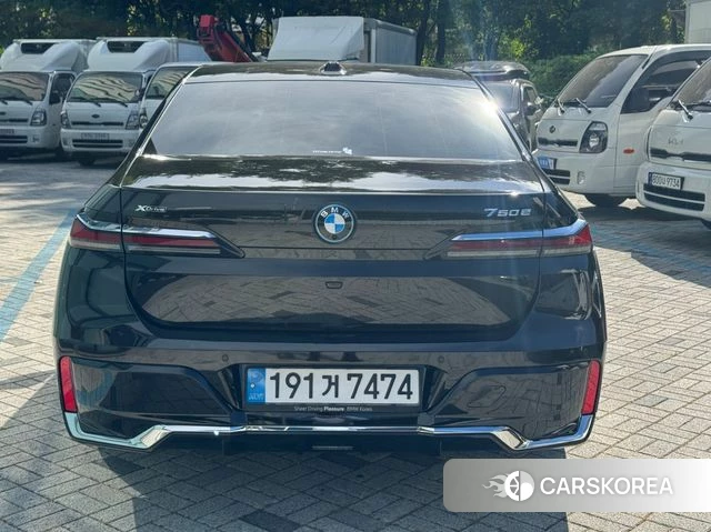 BMW 7 Series (G70) id 4957691 из Кореи 14