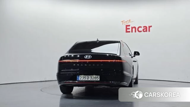 Hyundai Grandeur (GN7) id 4950896 из Кореи 14
