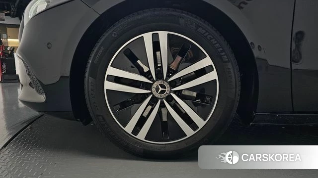 Mercedes-Benz A-Class W177 id 4930001 из Кореи 29