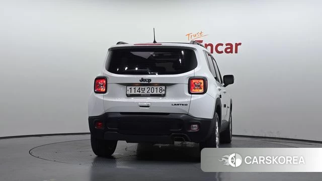 Jeep Renegade id 4930789 из Кореи 27