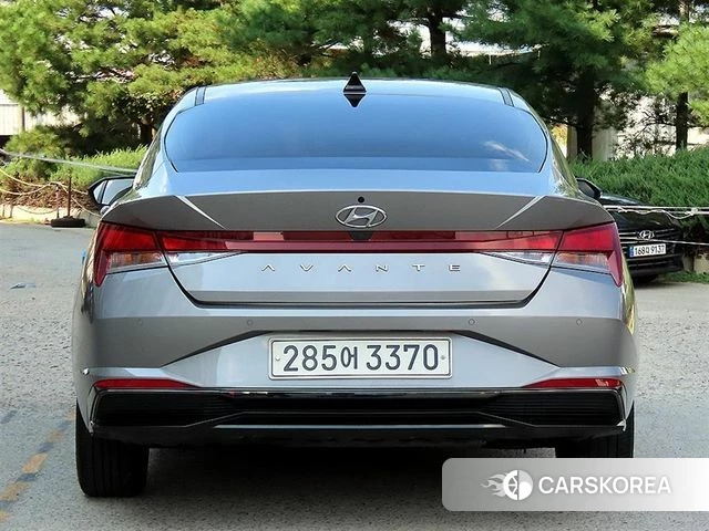 Hyundai Avante Hybrid (CN7) id 4948876 из Кореи 12
