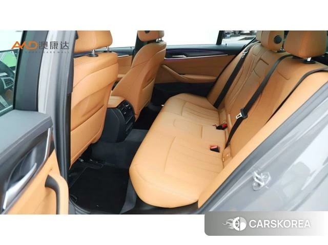 BMW 5 series 2021 Темно-серый из Китая, фото 4