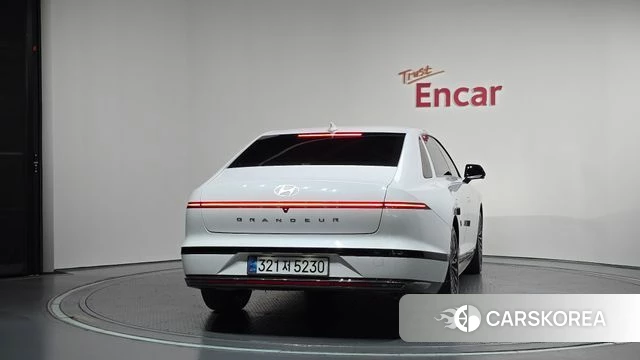 Hyundai Grandeur Hybrid (GN7) id 4778600 из Кореи 31