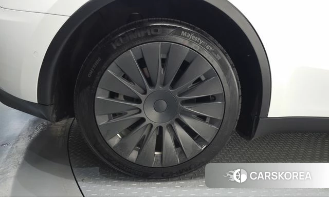 Tesla Model Y id 5047589 из Кореи 27