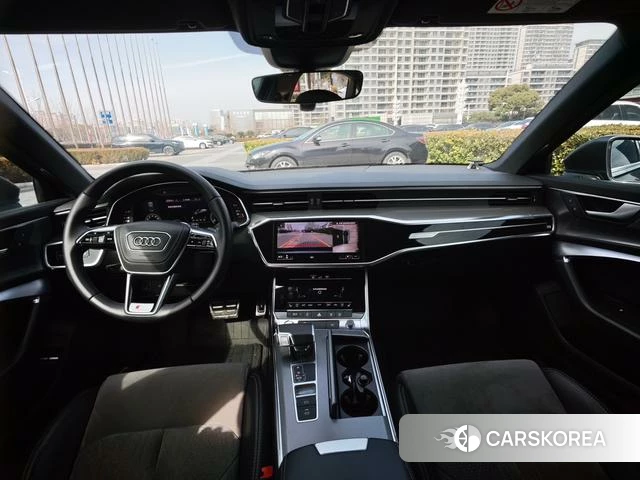 Audi A6L 2021 Темно-серый из Китая, фото 4