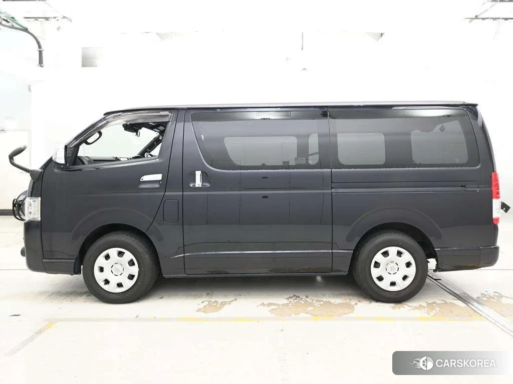 Toyota HiAce Van 2019 из Японии, фото 4