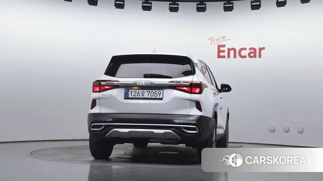 Kia Seltos id 4987003 из Кореи 14