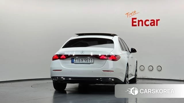 Mercedes-Benz E-Class W214 id 5045873 из Кореи 28