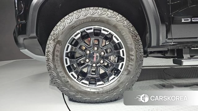 GMC Canyon 3rd Generation id 4957086 из Кореи 29