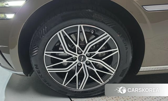 Genesis G90 (RS4) id 4966084 из Кореи 29