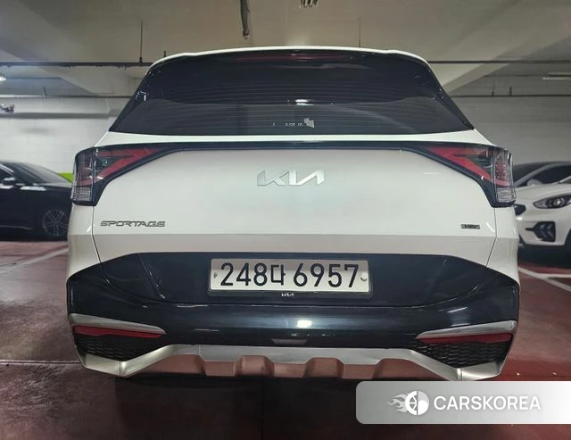 Kia Sportage 5th Generation Hybrid 2022 Белый двухцветный из Кореи, фото 4