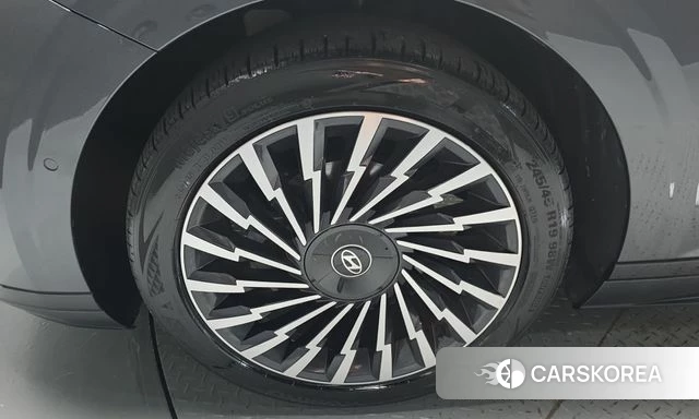 Hyundai Grandeur Hybrid (GN7) id 4964650 из Кореи 29