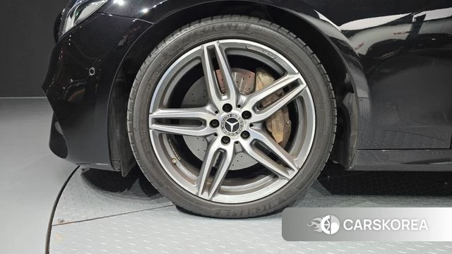 Mercedes-Benz E-Class W213 id 4998676 из Кореи 31