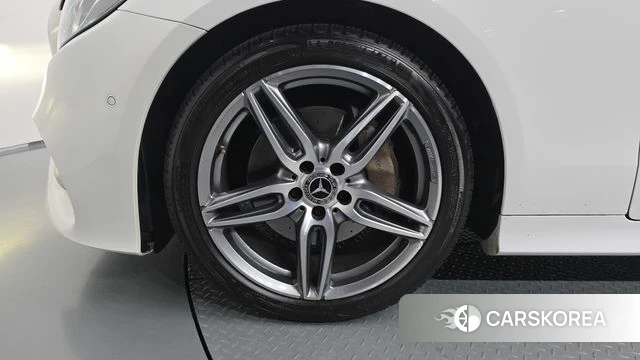 Mercedes-Benz E-Class W213 id 4953100 из Кореи 26