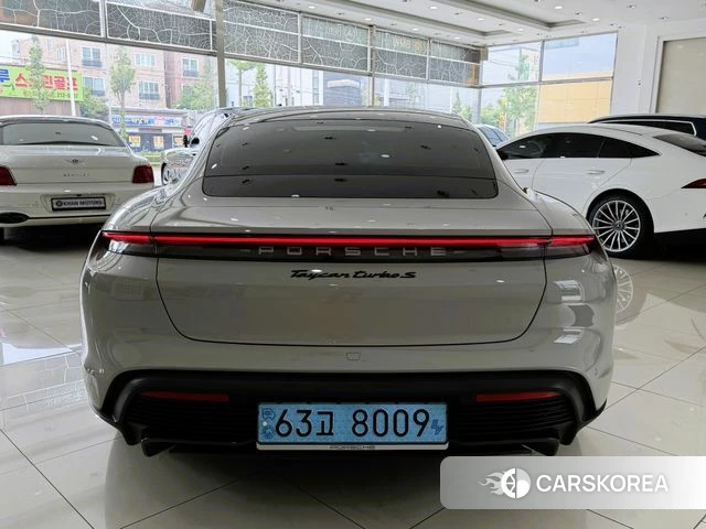 Porsche Taycan id 4518076 из Кореи 14