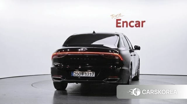 Hyundai The New Grandeur IG id 5041548 из Кореи 25