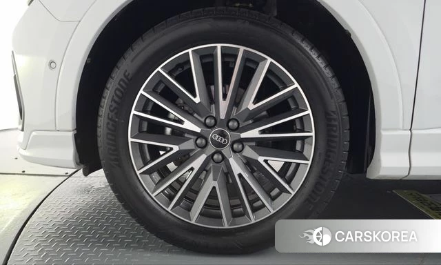 Audi Q3 (F3) id 5011703 из Кореи 29