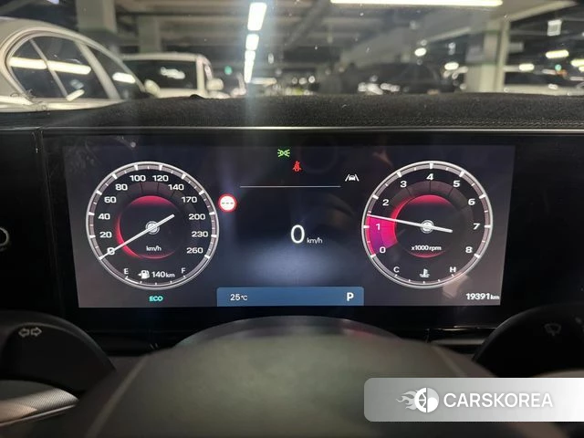 Hyundai Grandeur (GN7) id 5021324 из Кореи 8