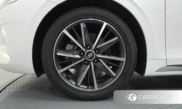 Hyundai The New Grandeur IG id 5012461 из Кореи 28