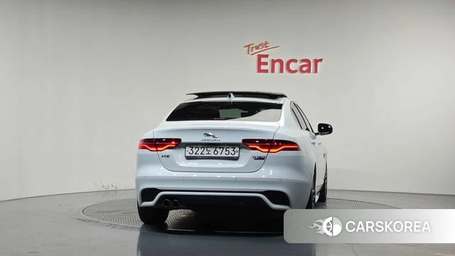 Jaguar XE id 4992603 из Кореи 34