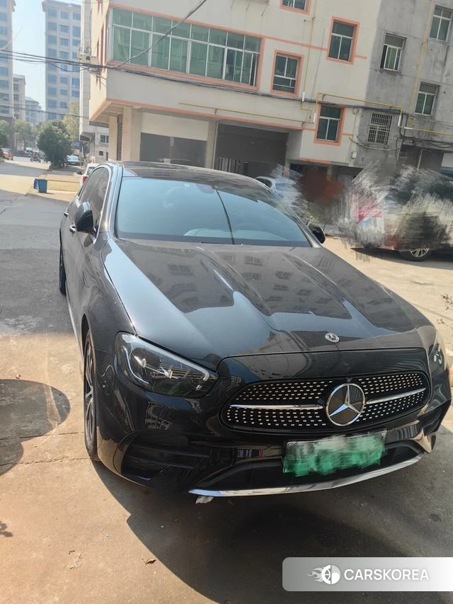 Mercedes-Benz E-Class 2023 Черный из Китая, фото 4