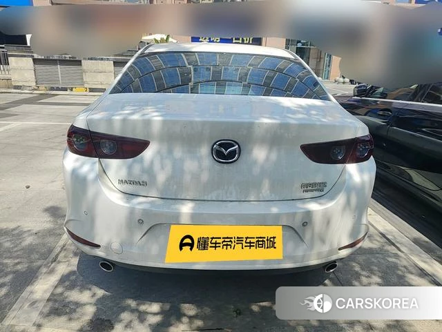 Mazda 3 2021 Белый из Китая, фото 4