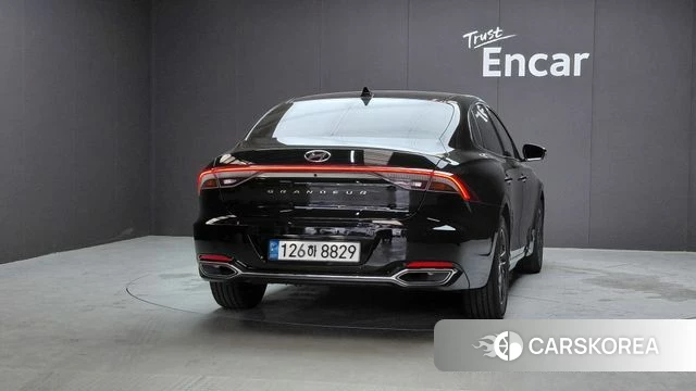 Hyundai The New Grandeur IG id 4701795 из Кореи 26