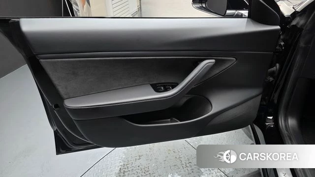 Tesla Model 3 id 4683716 из Кореи 7