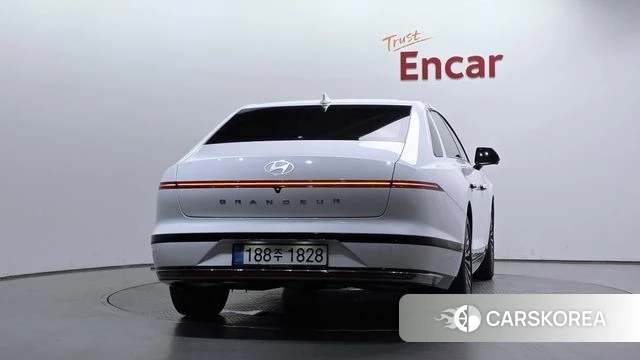 Hyundai Grandeur Hybrid (GN7) id 4724998 из Кореи 14