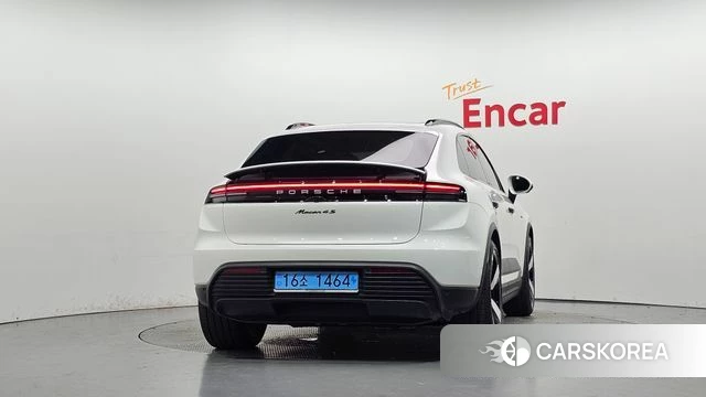 Porsche Makan EV id 4879580 из Кореи 32