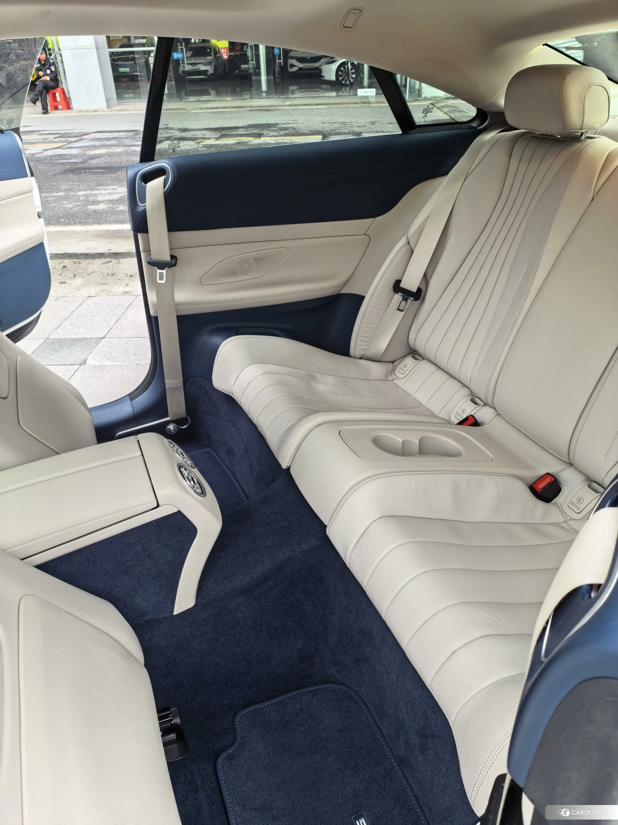 Mercedes-Benz E-Class 2022 Белый из Китая, фото 4