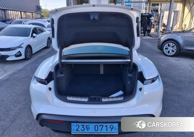 Porsche Taycan id 5040971 из Кореи 12