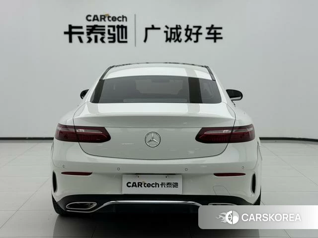 Mercedes-Benz E-Class 2021 Белый из Китая, фото 6
