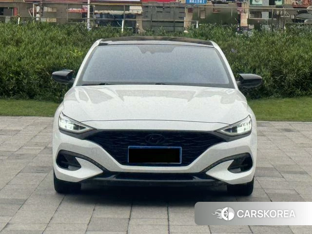 Hyundai Lafesta 2021 Белый из Китая, фото 4