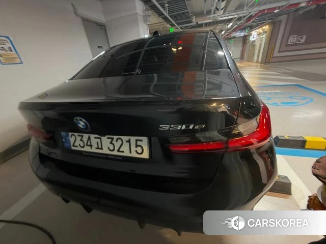 BMW 3 Series (G20) 2023 Черный из Кореи, фото 4