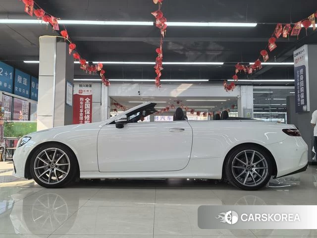 Mercedes-Benz E-Class 2021 Белый из Китая, фото 4
