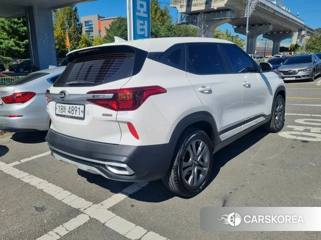 Kia Seltos id 4960014 из Кореи 14