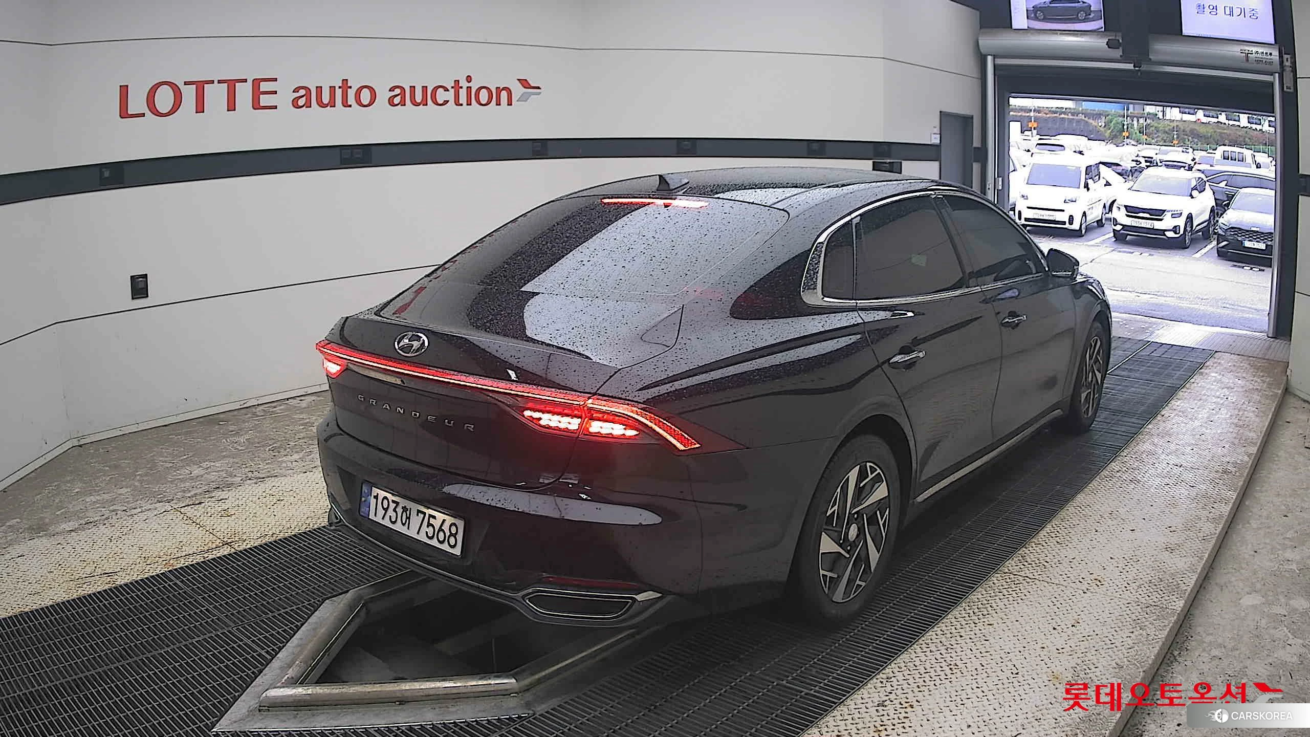 Hyundai Grandeur Hybrid id 4984622 из Кореи 31